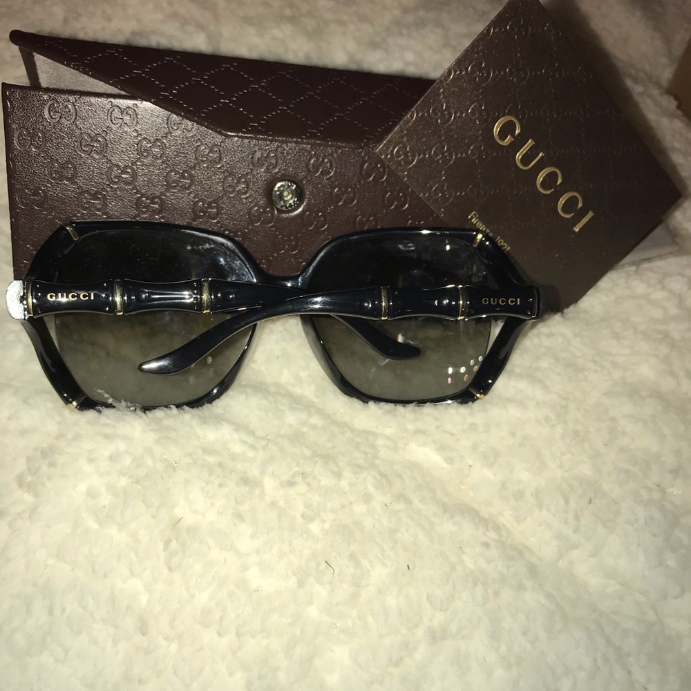 Authentic Polarized Gucci sunglasses with detail